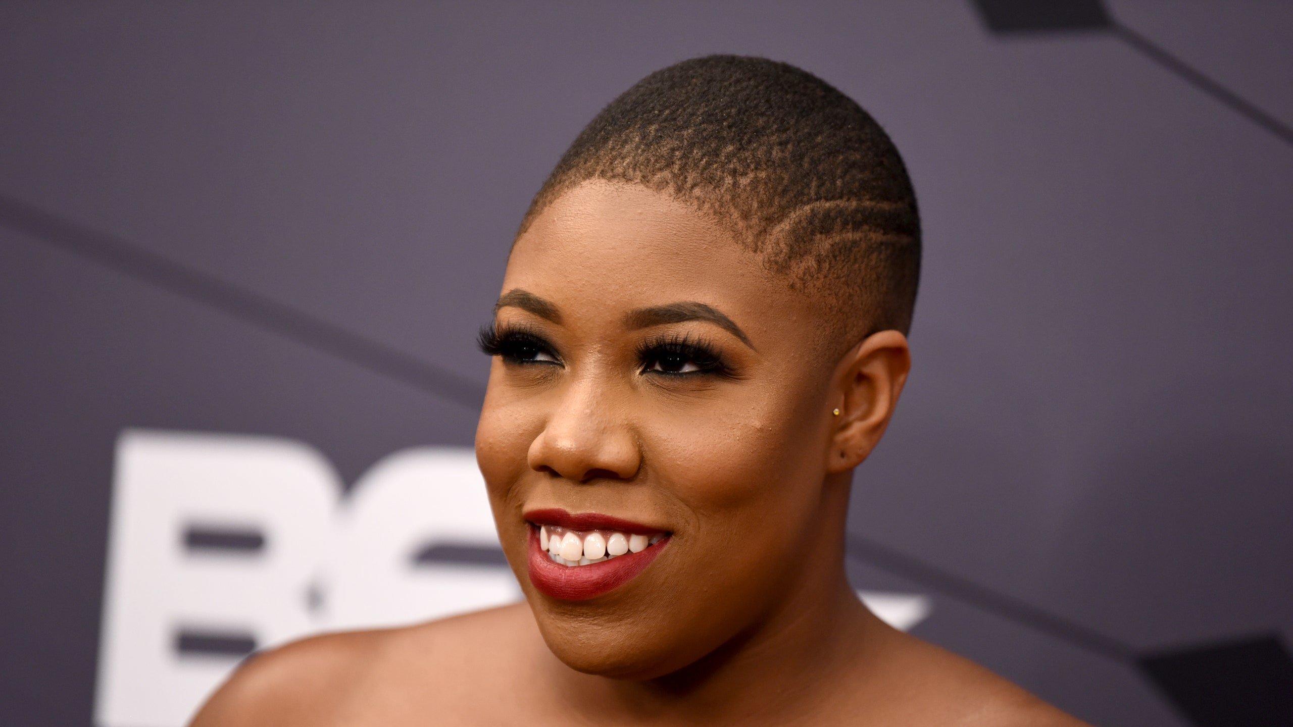 Symone Sanders With Hair Style
